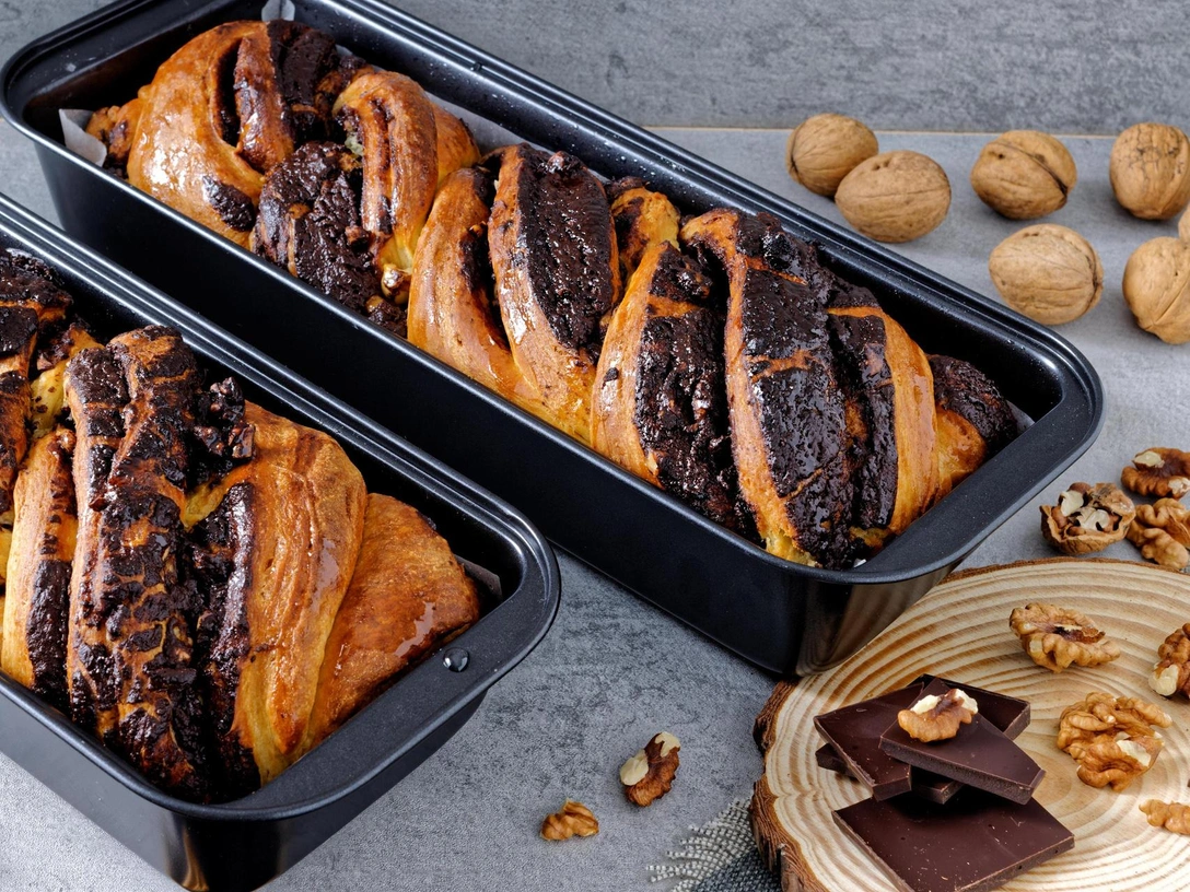 Сдоба с шоколадно-ореховой начинкой по рецепту Юлии Высоцкой: выпечка, которая покорит вашу семью | marieclaire.ru