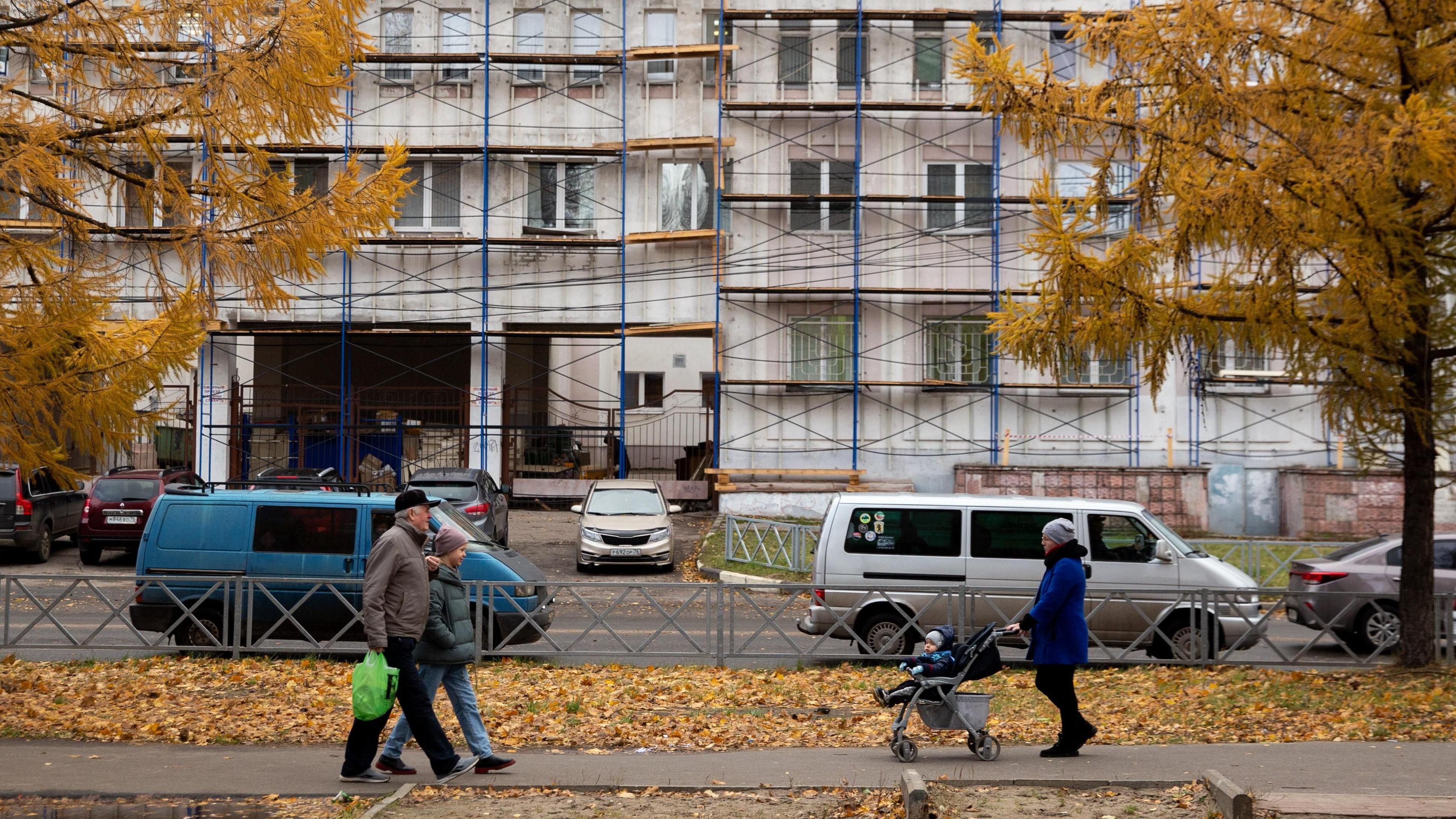 Стройки, рынки, осень: показываем, как живет сердце самого большого района Ярославля