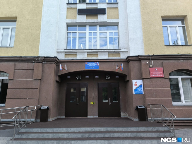 Ремонт в лицее идет уже практически полтора года | Источник: Андрей Бортко / NGS.RU