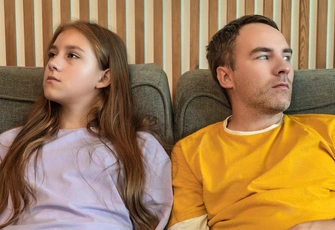 «Как наладить общение с 13-летней дочкой любимой женщины? У меня большие планы на нашу семью»