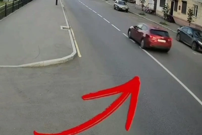 ДТП с переворотом Mazda в Иркутске попало на видео
