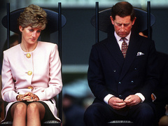 «Сидели рядом и плакали»: почему долгожданный развод принца Чарльза и леди Ди заставил их грустить, а не ликовать