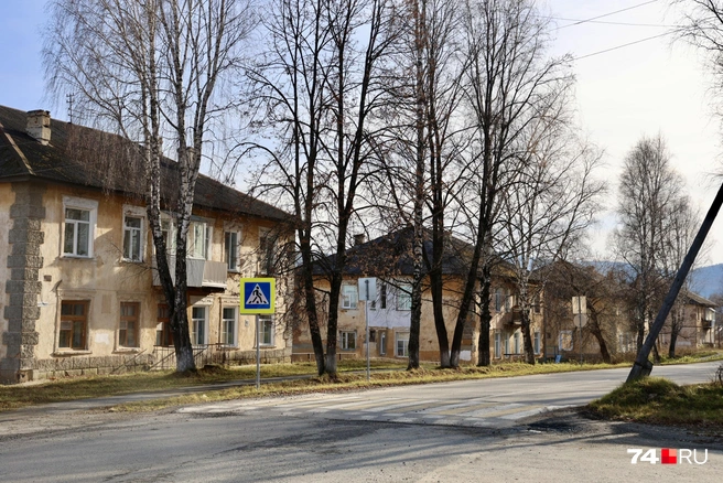 А те, что остались, ездили трудиться в Кусу. Впрочем, какие-то рабочие места остались и в Магнитке | Источник: Михаил Шилкин