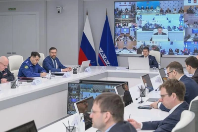 Безопасность на День Победы и в школах обсудили в ЯНАО