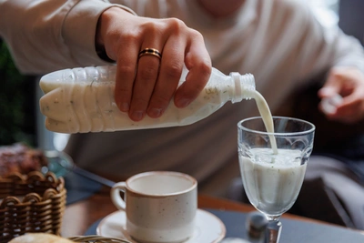 Ученые УрФУ выяснили полезные свойства кефира