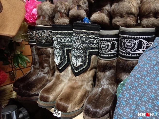 Натуральные унты продают по 35 тысяч рублей | Источник: Мария Гришкина / 86.RU