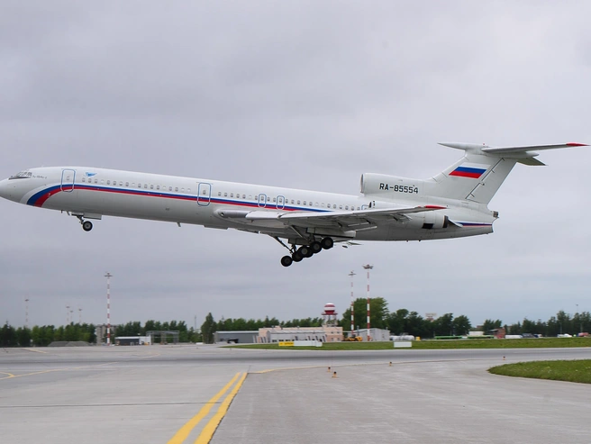 Ту-154 ВВС России в аэропорту Кольцово (Екатеринбург) | Источник: Артем Устюжанин / E1.RU