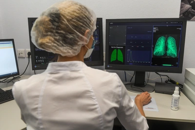 Volgograd Pulmonologist Explains Pneumonia and Lung Cancer Risks