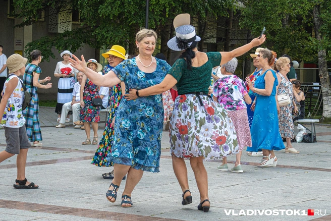 Доходы вырастут как у работающих, так и у неработающих граждан | Источник: Елена Буйвол / VLADIVOSTOK1.RU