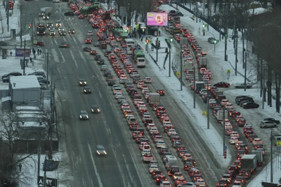 Аварии под мостами перекрыли въезд в Ленинский район Челябинска
