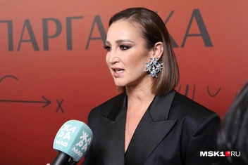 Ольга Бузова вышла на красную дорожку | Источник: Татьяна Спиридонова / MSK1.RU