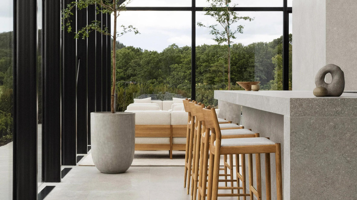 Студия Norm Architect построила среди шведских лугов ресторан-теплицу