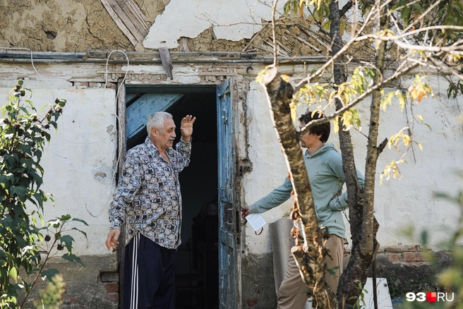 Борис Карапетович рассказывает о молодости | Источник: Дарья Паращенко / 93.RU