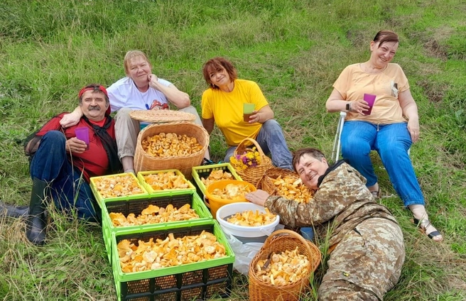 Посмотрите, сколько грибов набрали екатеринбуржцы в соседнем регионе | Источник: «Уральский яжегрибник» / Vk.com