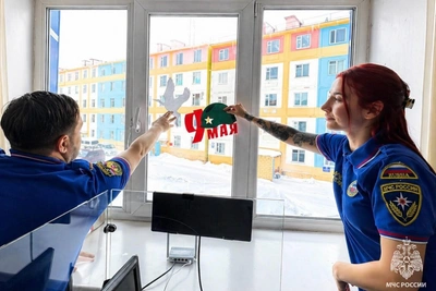 МЧС Чукотки участвует в акции «Окна Победы»