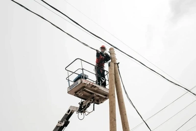 Энергетики начали ремонт сетей в пяти округах Забайкалья