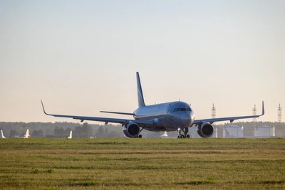 Росавиация ограничила полеты в Кольцово из-за БПЛА