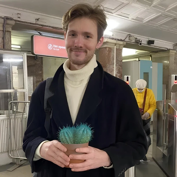 Андрей Гордин, внук Владимира Меньшова | Источник: соцсети