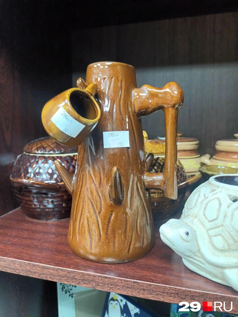 Графина за 325, кружечка за 100 рублей | Источник: Мария Вершинина / 29.RU