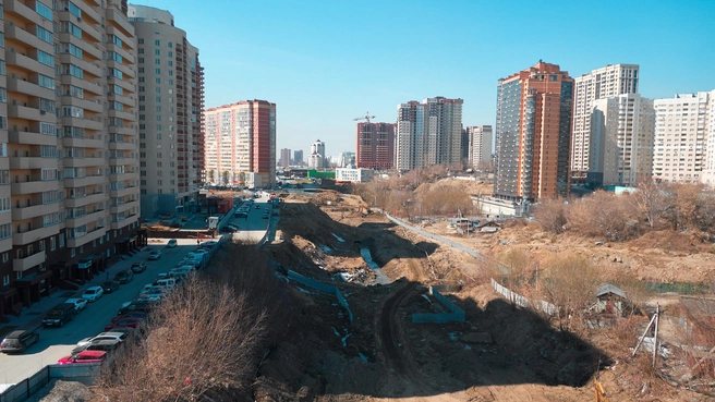 Раньше здесь была неухоженная территория, а сейчас — современная городская среда | Источник: «Сибирь Девелопмент»