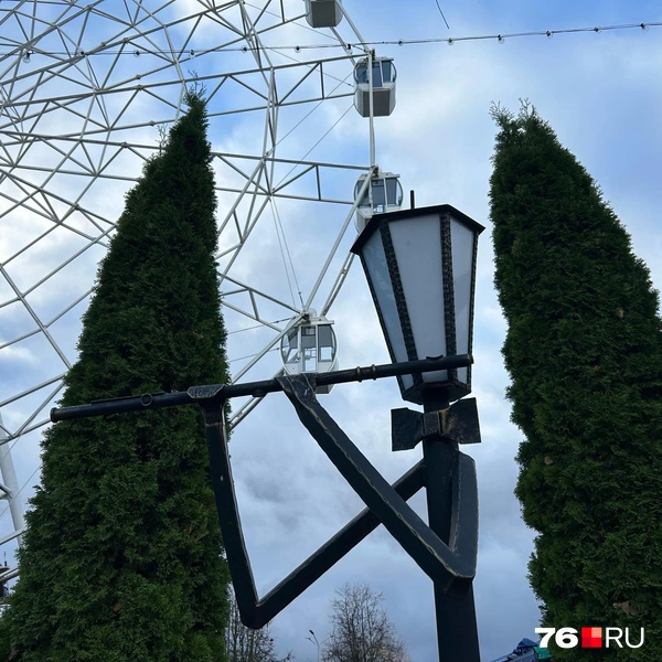 Прокатиться на колесе можно за 400 рублей | Источник: Екатерина Тарыгина / 76.RU
