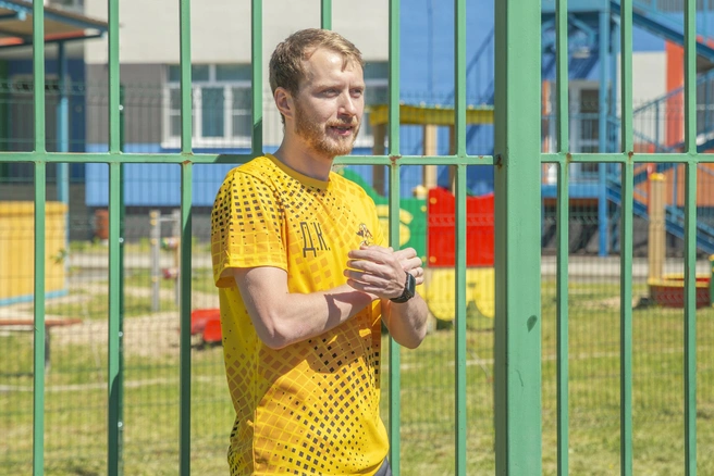 Старший тренер футбольных школ «Демиург» и «Футболенд» Дмитрий Кураев | Источник: Александра Савельева