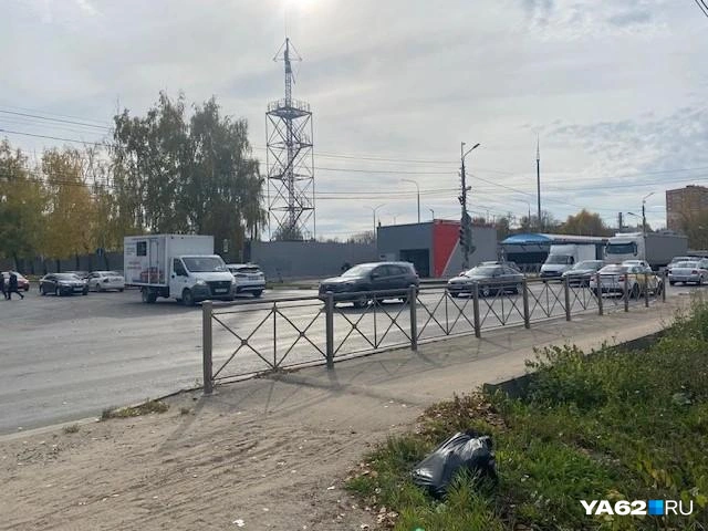 В часы пик проехать очень тяжело | Источник: читатель YA62.RU