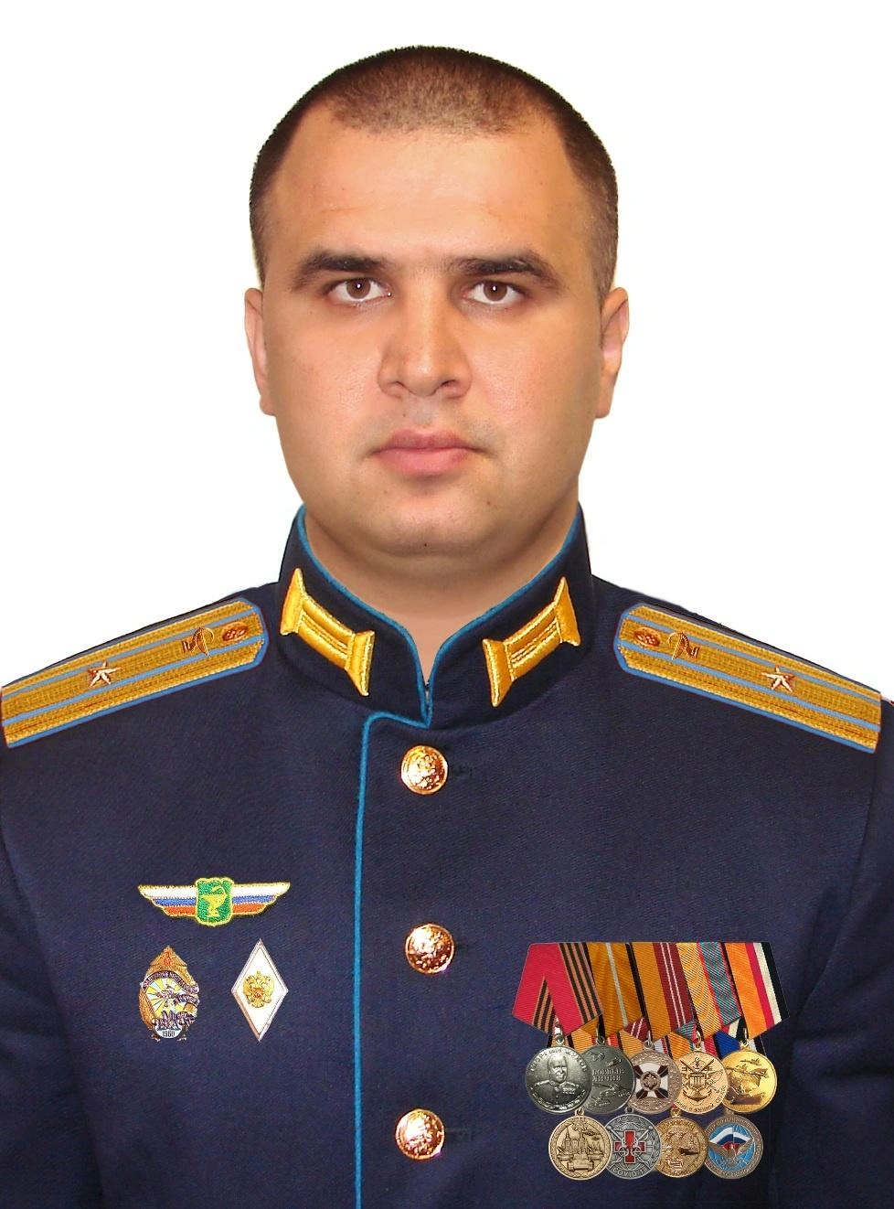 В прошлом Хизри Ильясов уже получал военные награды. На фото&nbsp;среди них есть госнаграда за спецзадачи в Сирии, Медаль Жукова, присвоенная президентом России, медаль «За боевые заслуги», а также медаль «За воинскую доблесть» | Источник: Хизри Ильясов / Vk.com