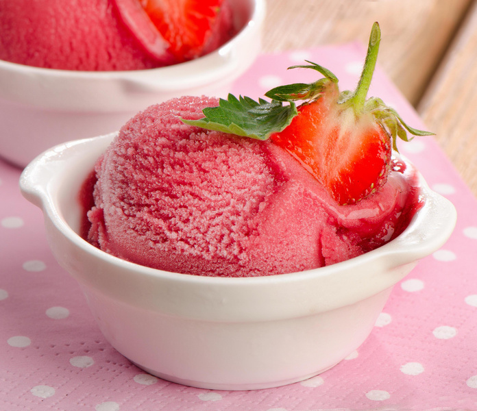 Вкусное спасение от жары: краткий путеводитель по 12 видам мороженого