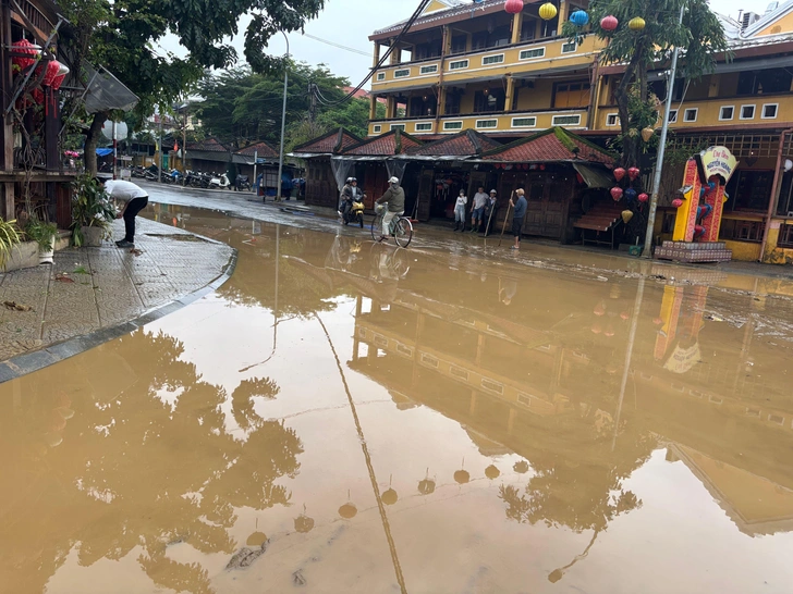 Наводнение во Вьетнаме | Источник: Craig Ellenwood