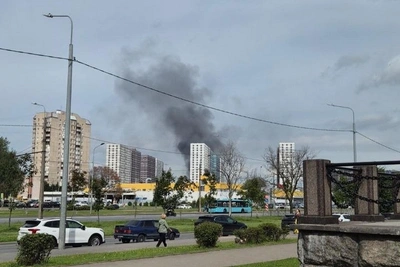 Пожар в Большом порту стал причиной чёрного дыма