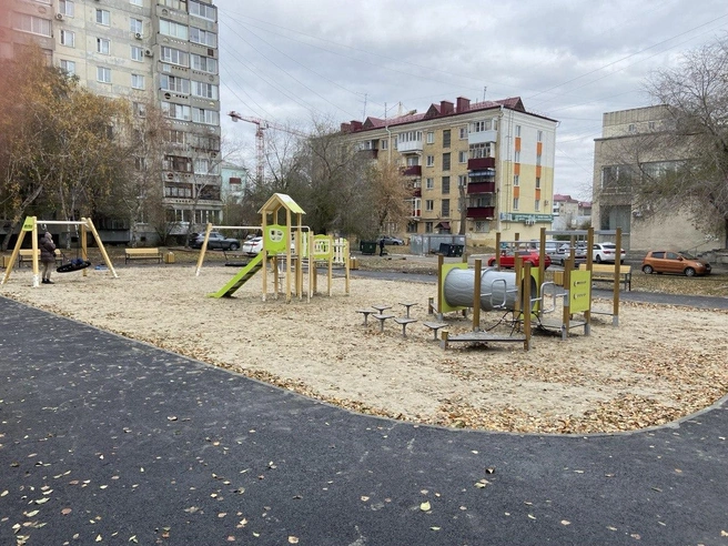 Во дворе появился новый игровой комплекс | Источник: пресс-служба строительной компании «Брусника»