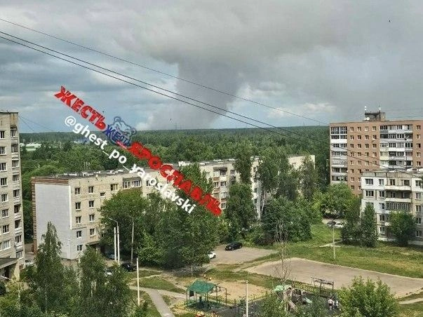 Свалка в Ростове Великом охвачена огнем | Источник: «Жесть Ярославль» / Telegram