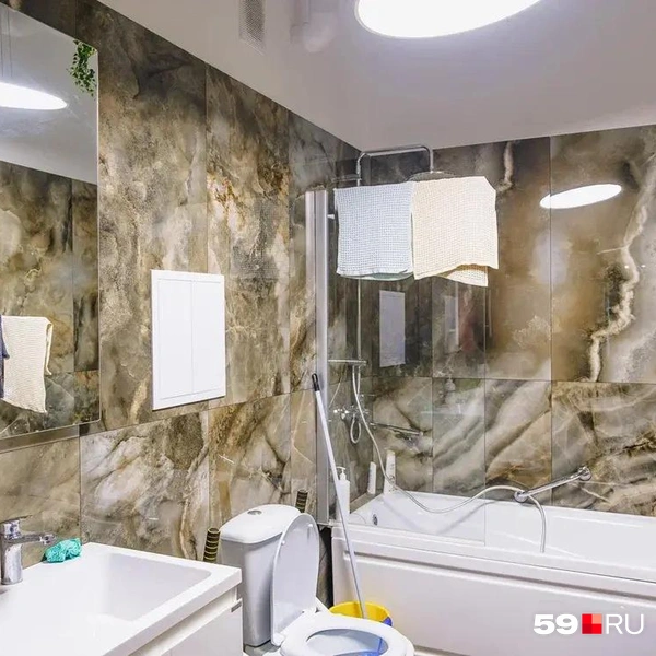 Ванная нужна, чтобы научиться самостоятельно принимать душ | Источник: Тимофей Калмаков / 59.RU