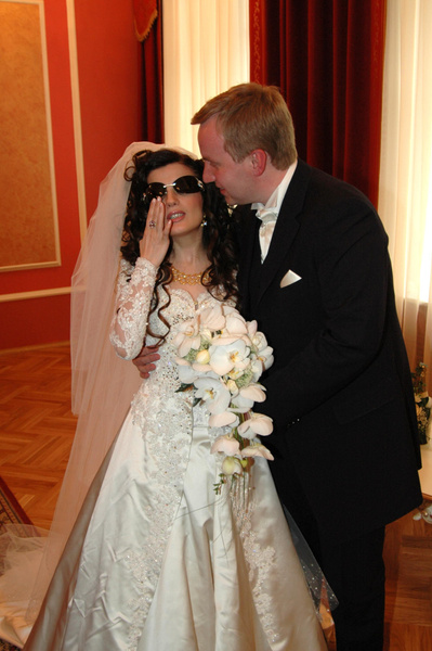 Гурцкая в годовщину венчания — мужу: «18 лет назад мы сказали „да“ перед Богом. Оно продолжает звучать»