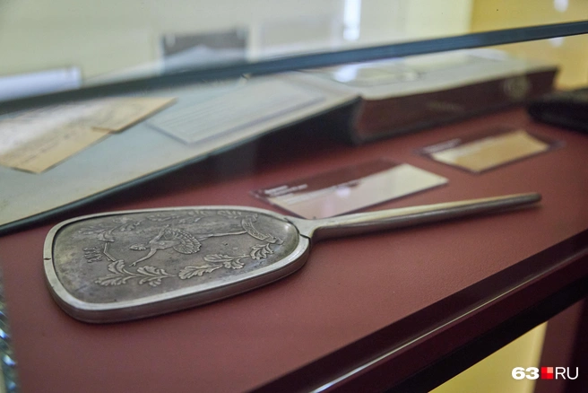 Театральное зеркальце | Источник: Роман Данилкин / 63.RU