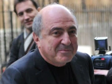 Березовского могли убить из-за 300 миллионов долларов
