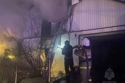 Два жилых здания значительно повреждены пожарами за 24 часа