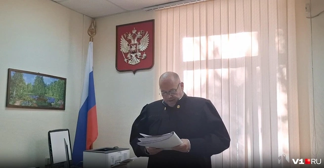 Оглашение решения состоялось 29 октября в Центральном районном суде | Источник: Тимофей Крылов / V1.RU