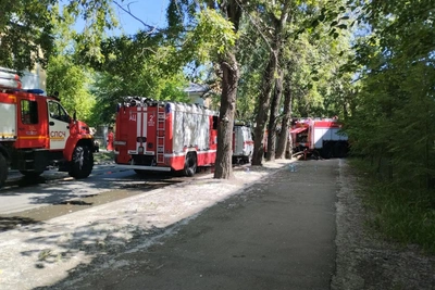 Взрыв газа в Новосибирске: пожар на Народной попал на видео
