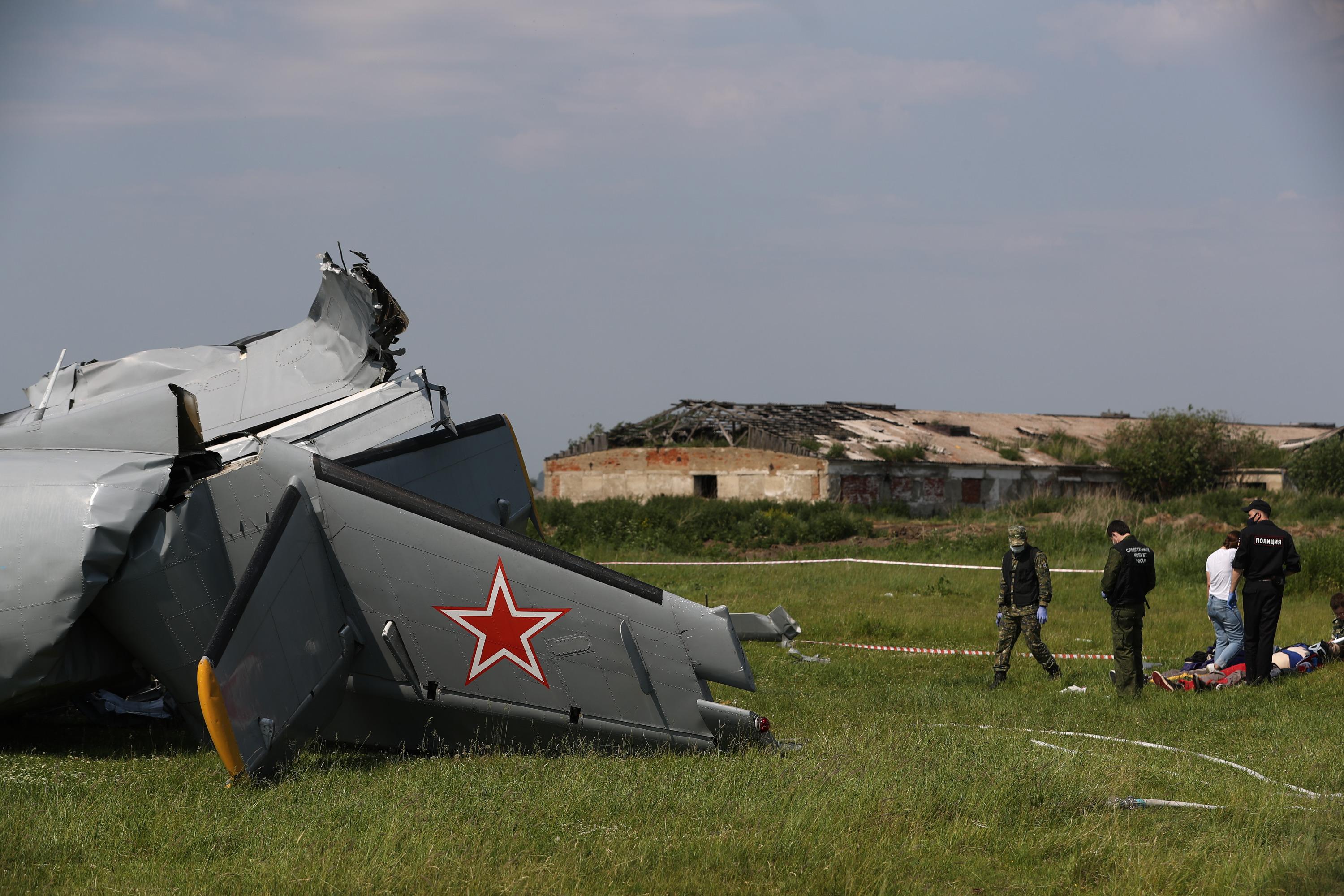 Авиакатастрофа 19. Аэродром Танай катастрофа. Танай Кемерово аэродром. Разбился самолет на аэродроме.