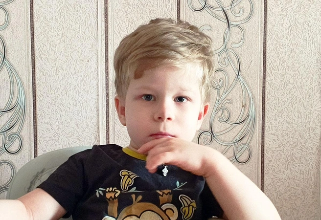 «Сертификат от Соцфонда не покрывает все расходы». Маленькому Дане требуется сложное протезирование | Источник: семейный архив