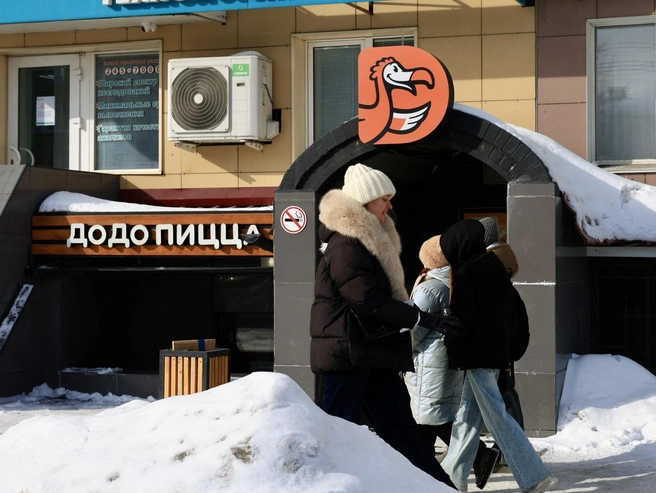 Пиццерия на улице Воровского в Челябинске оказалась в центре внимания из-за громкого инцидента. | Источник: Михаил Шилкин