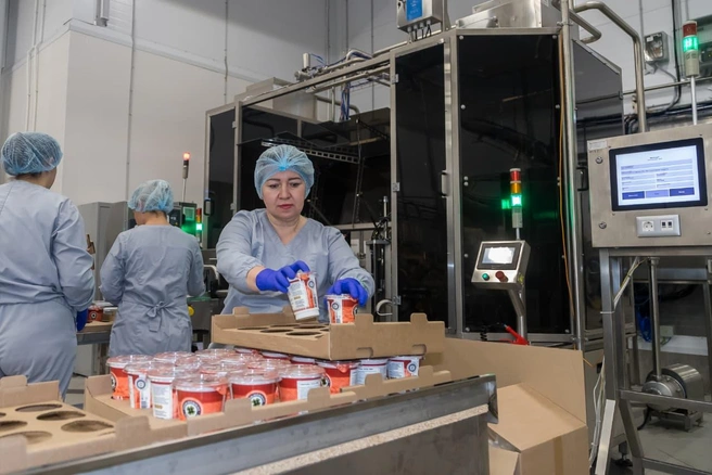 Предприятия холдинга создают рабочие места для жителей Толмачева, Красноглинного, города Обь и близлежащих сел | Источник: «Толмачевские продукты»