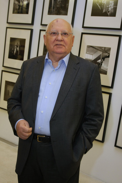 Михаил Горбачев фото