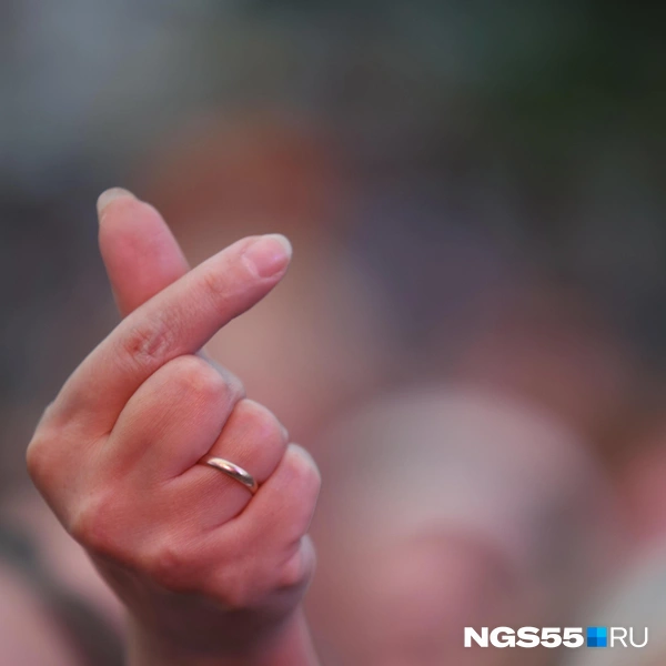 Любовь повсюду! | Источник: Евгений Софийчук / NGS55.RU