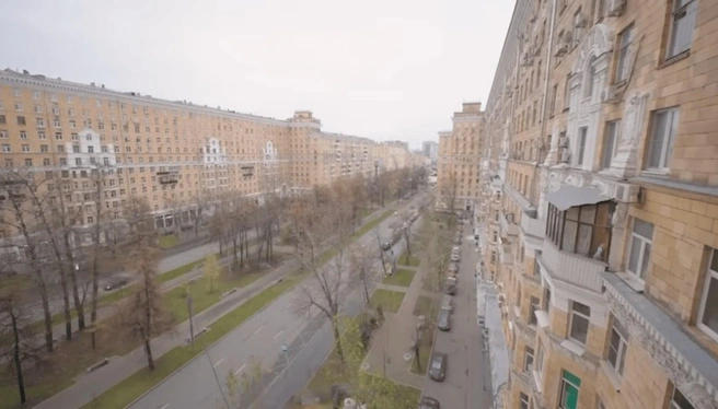 Жилье расположено в Даниловском районе Москвы, где Шаляпин живет уже почти два десятилетия | Источник: Проверено Цианом / YouTube.com