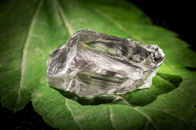 Этот камень весом 109 карат стал первым уникальным в этом году. Его назвали в честь художника Александра Борисова. Название определяли с помощью голосования | Источник: «АГД Даймондс»