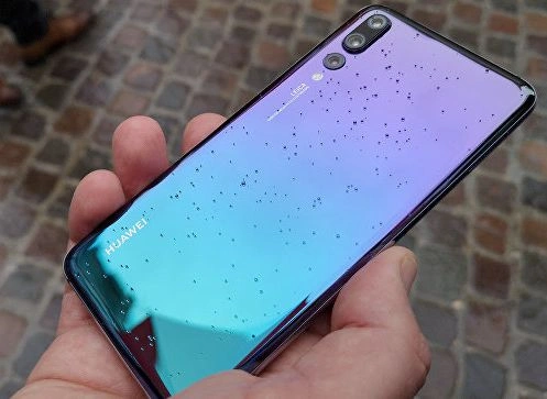 Европейские эксперты назвали лучший смартфон 2018 года | ya62.ru