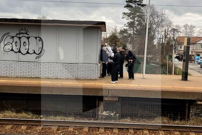 Подростки напали на сверстников на станции при очевидцах